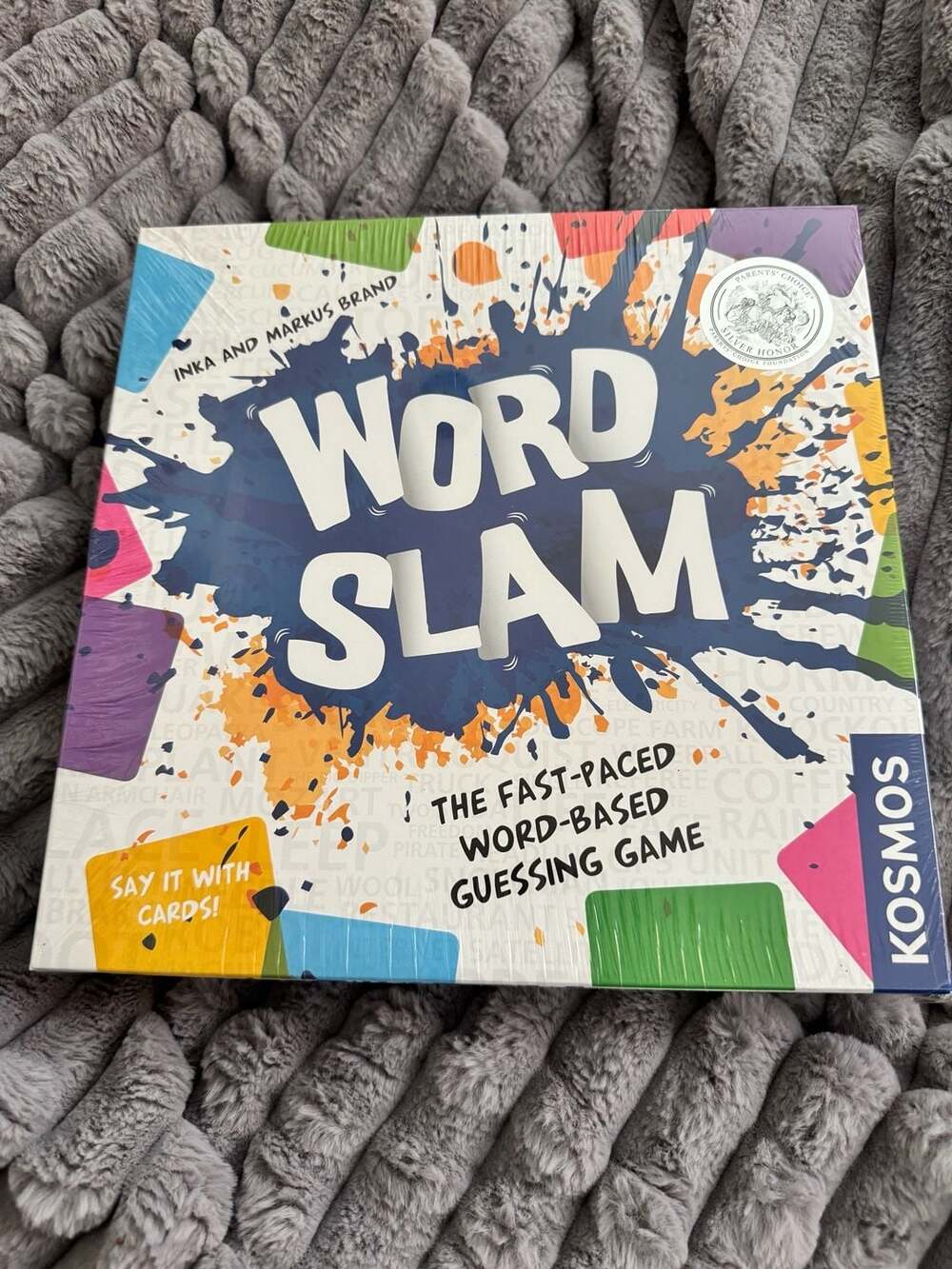 Thames & Kosmos Word Slam Fast-Paced Word-Based Guessing Game